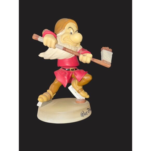 Disney Snow White Grumpy Hockey bobblehead  Walt Disney World - Picture 3 of 7